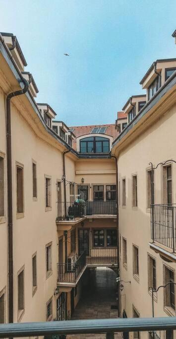 Michalska Residence 2 Bratislava Esterno foto